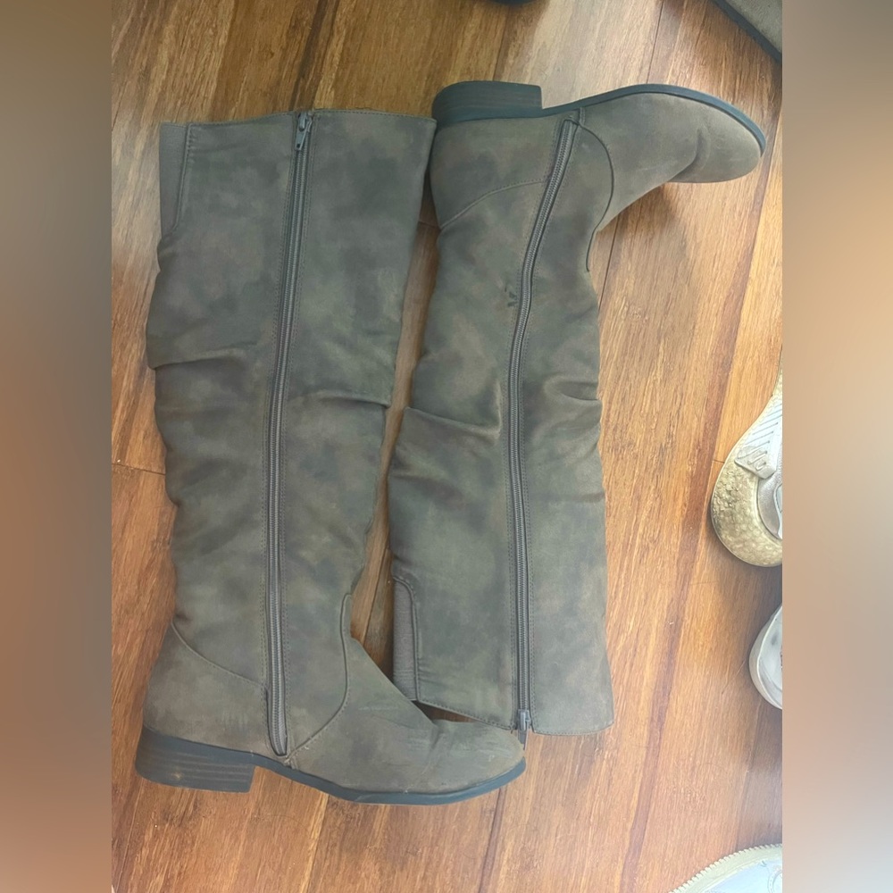 Brown suede knee high boots with zipper